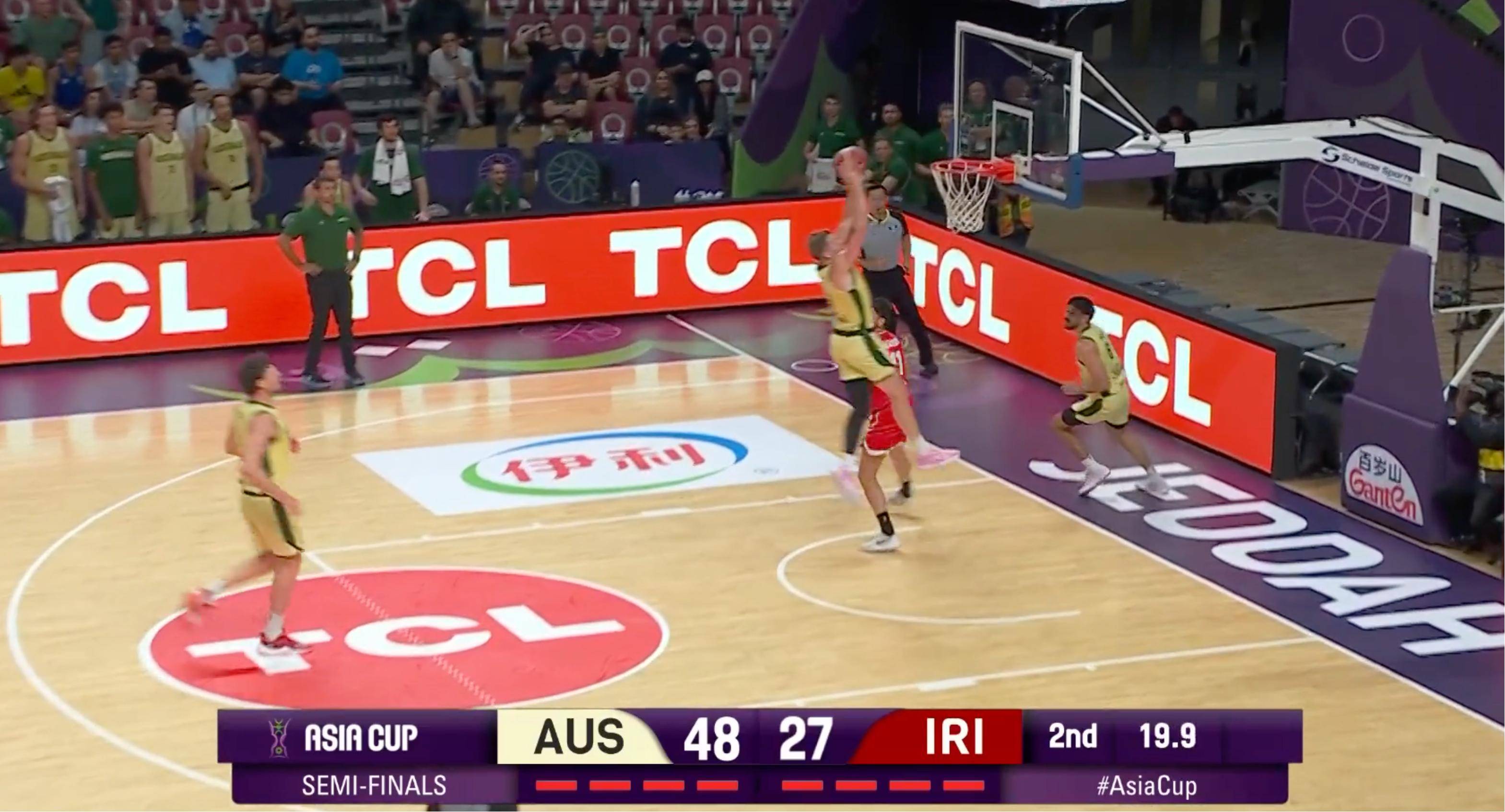 九游娱乐-纽约尼克斯迎法国杯关键赛，集结日止住颓势，话题不断，身体对抗强度拉满的简单介绍