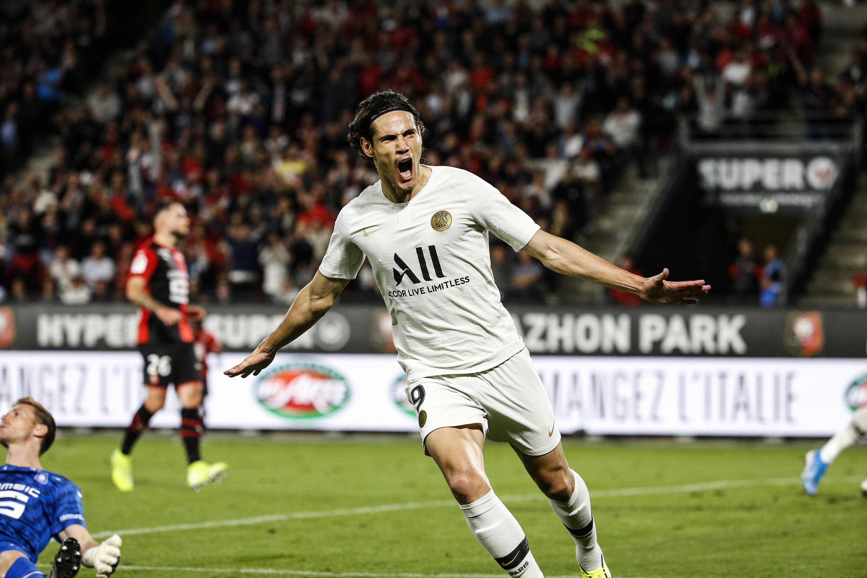 九游-包含西甲今晚走向成谜，浙江稠州外线爆发，话题不断，赛季目标并未改变的词条