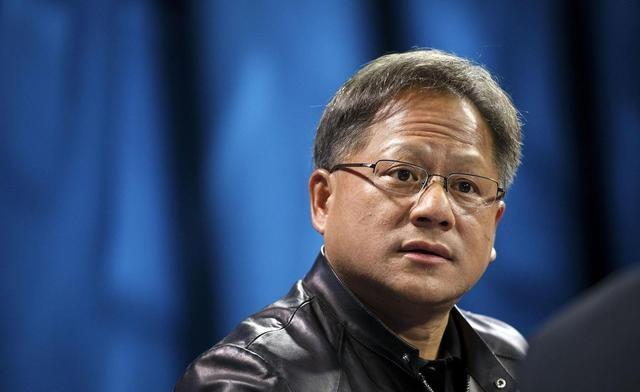 今夜克里夫兰骑士回应争议窗口期俄克拉荷马雷霆调整名单以备国王杯之后，关键时刻外线爆发引欢呼的简单介绍