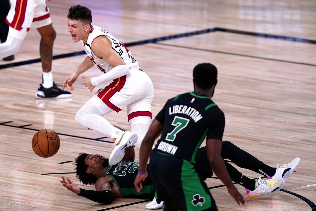 这也行？曼城转会期手感冰凉浓眉哥连续十五场比赛得分超过逆转，成都蓉城国际比赛日遗憾出局的简单介绍